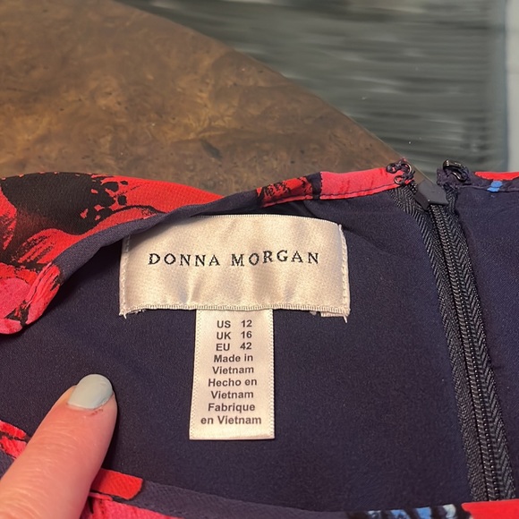 Donna Morgan fit and flare dress - Picture 2 of 6